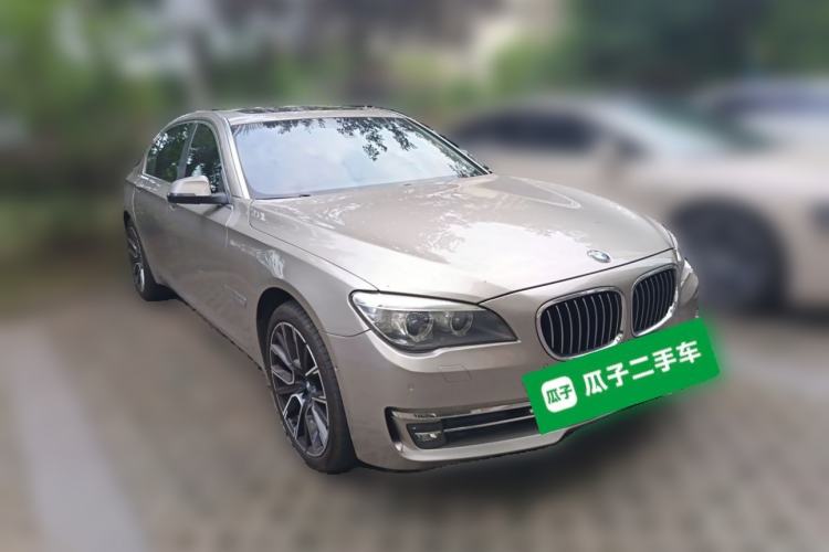 Used BMW 7 Series 2013 730Li Luxury Model Front Right 45 Deg