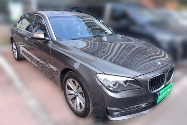 Used BMW 7 Series 2013 730Li Leading Model Front Right 45 Deg