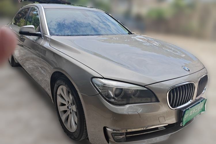 Used BMW 7 Series 2013 740Li Leading Model Front Right 45 Deg