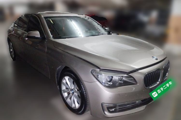 Used BMW 7 Series 2013 740Li xDrive Front Right 45 Deg