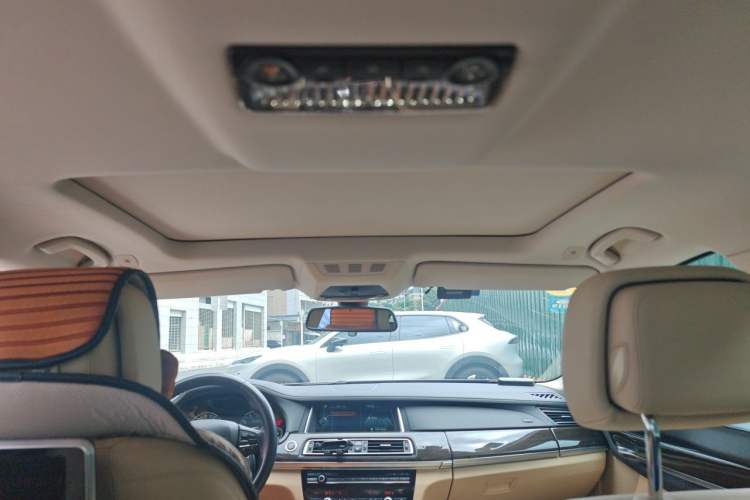 Used BMW 7 Series 2013 730Li Leading Model Headliner