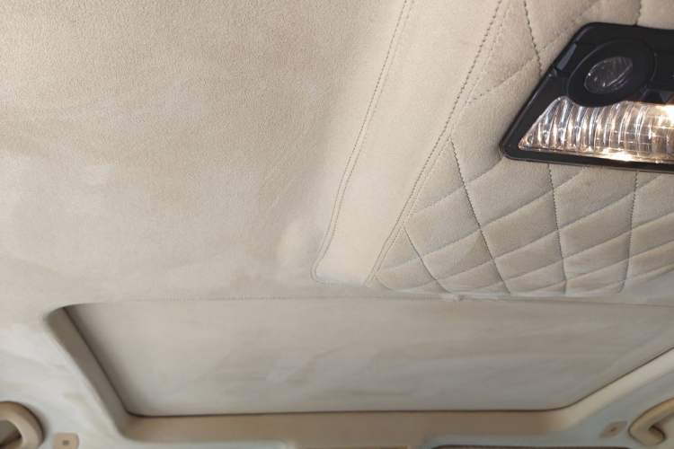 Used BMW 7 Series 2013 740Li Leading Model Headliner