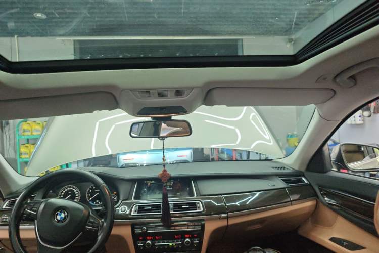 Used BMW 7 Series 2013 730Li Luxury Model Headliner