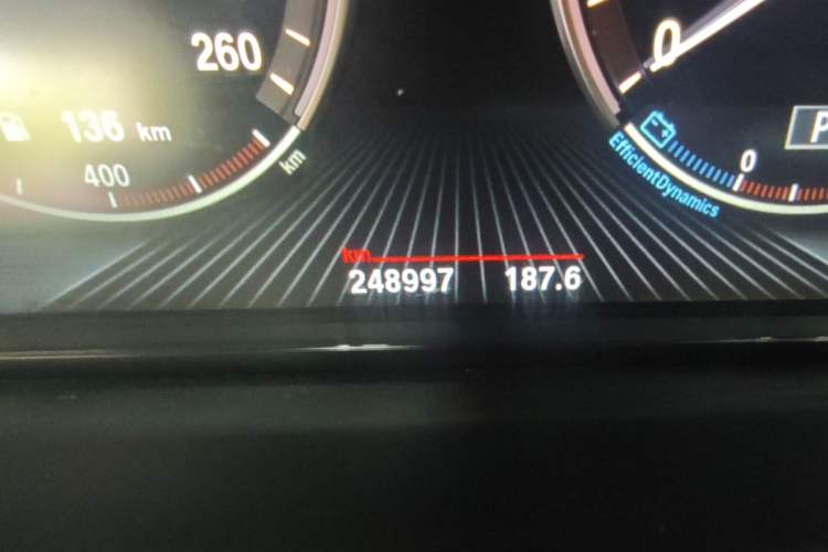 Used BMW 7 Series 2013 730Li Luxury Model Odometer Close Up