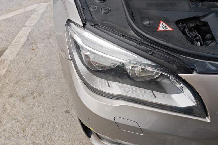 Used BMW 7 Series 2013 740Li Leading Model Right Front Headlight