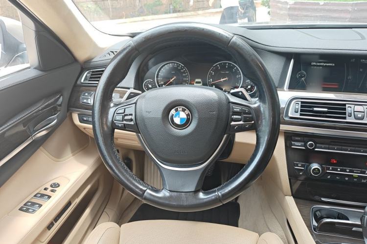 Used BMW 7 Series 2013 740Li Leading Model Steering Wheel