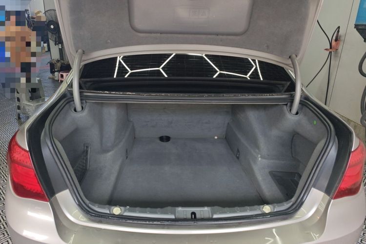 Used BMW 7 Series 2013 730Li Luxury Model Trunk