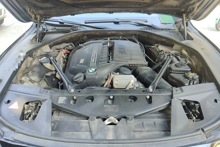 Used BMW 7 Series 2013 740Li xDrive Engine Bay