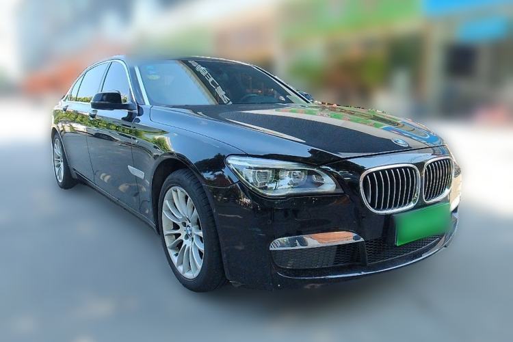 Used BMW 7 Series 2013 740Li xDrive Front Right 45 Deg