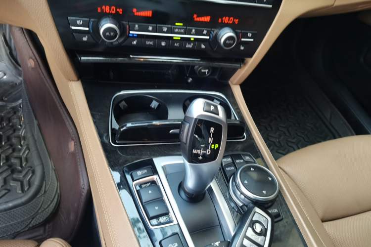 Used BMW 7 Series 2013 740Li xDrive Gear Lever
