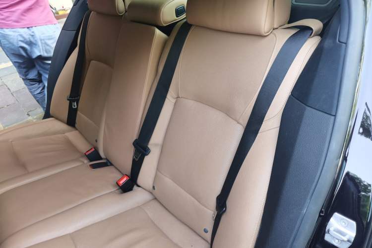Used BMW 7 Series 2013 740Li xDrive Left Rear Seat