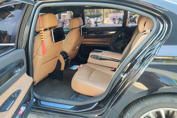 Used BMW 7 Series 2013 740Li xDrive Left Rear Seat