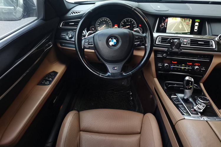 Used BMW 7 Series 2013 740Li xDrive Steering Wheel