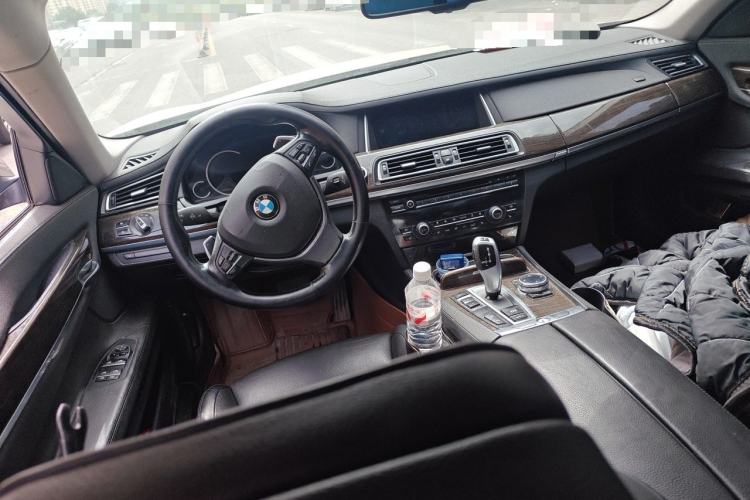 Used BMW 7 Series 2013 740Li xDrive Center Console