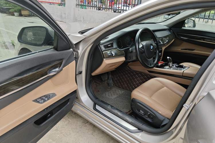 Used BMW 7 Series 2013 730Li Luxury Model Driver Seat