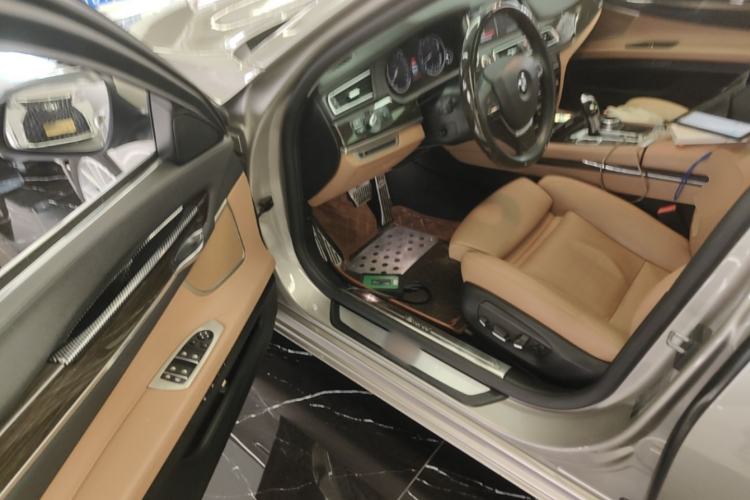 Used BMW 7 Series 2013 740Li Leading Model Driver Seat