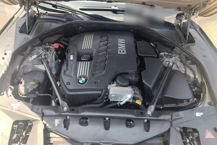 Used BMW 7 Series 2013 730Li Leading Model Engine Bay