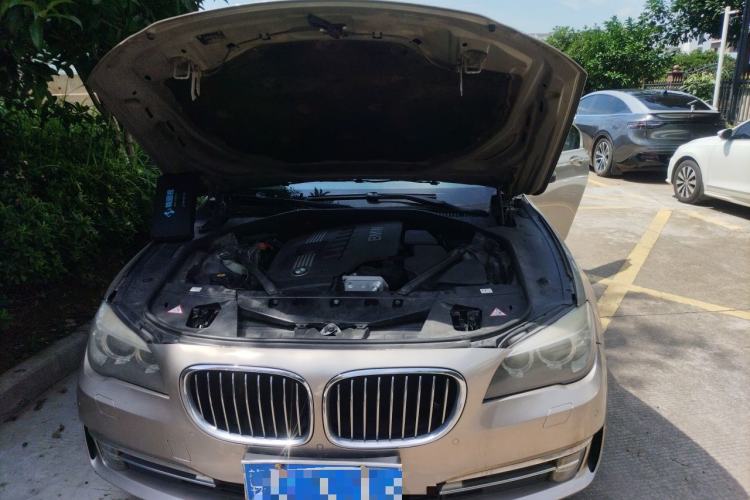 Used BMW 7 Series 2013 730Li Luxury Model Engine Bay