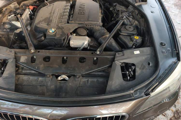Used BMW 7 Series 2013 740Li xDrive Engine Bay Left