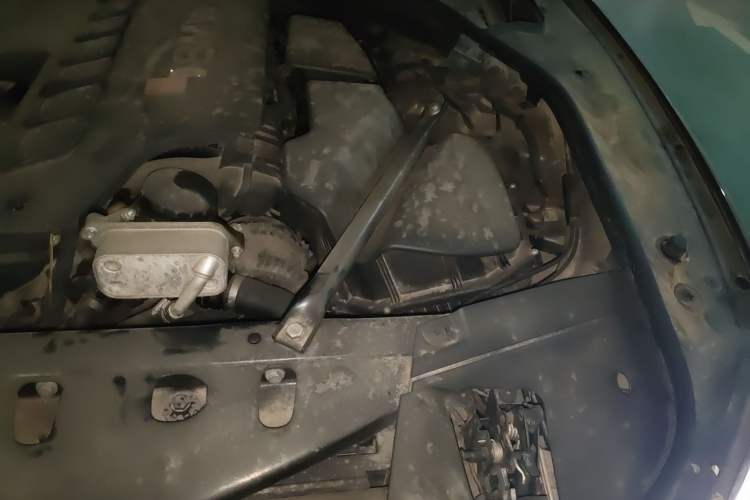 Used BMW 7 Series 2013 730Li Leading Model Engine Bay Left
