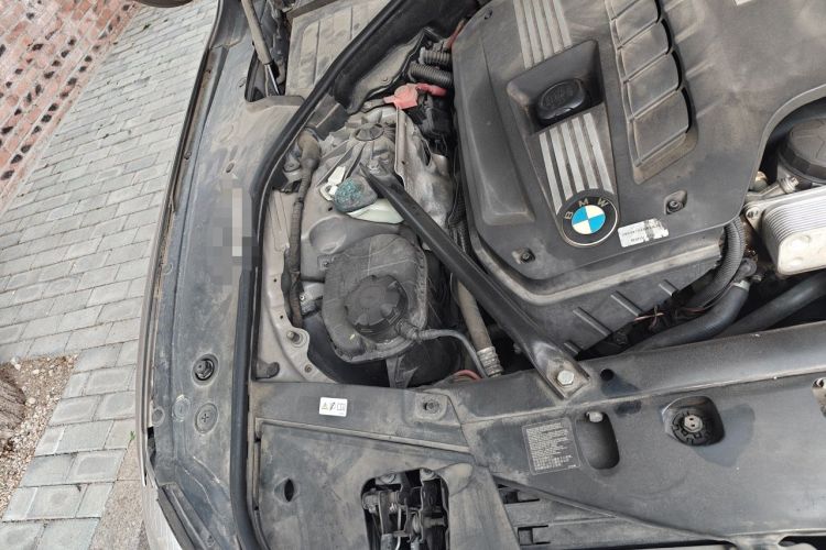 Used BMW 7 Series 2013 730Li Luxury Model Engine Bay Right