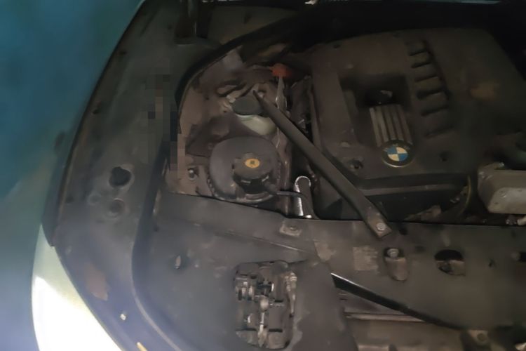 Used BMW 7 Series 2013 730Li Leading Model Engine Bay Right