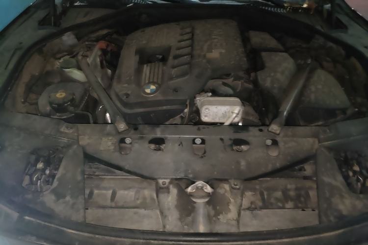 Used BMW 7 Series 2013 730Li Leading Model Engine Bay