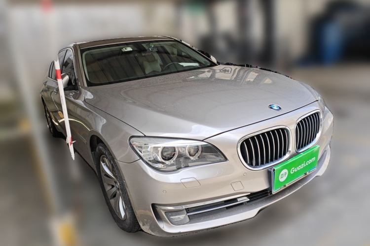 Used BMW 7 Series 2013 730Li Luxury Model Front Right 45 Deg