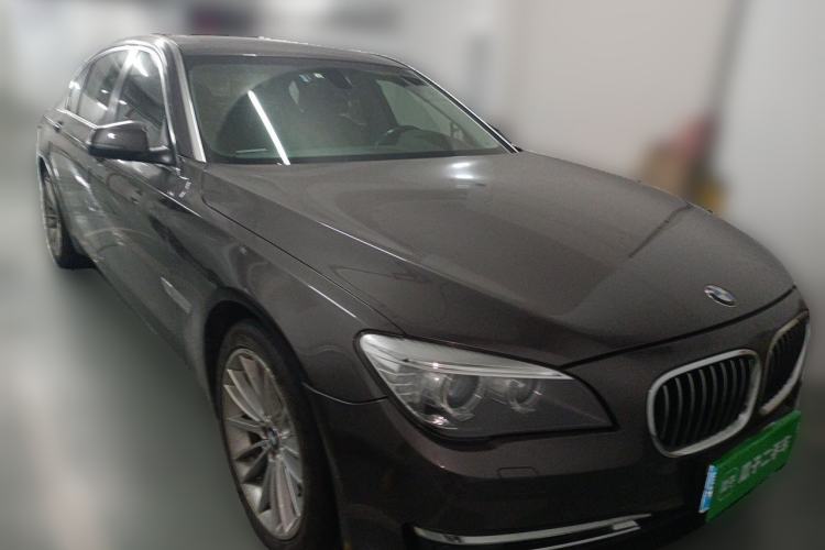 Used BMW 7 Series 2013 740Li Leading Model Front Right 45 Deg