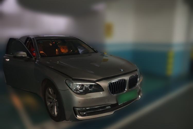 Used BMW 7 Series 2013 730Li Leading Model Front Right 45 Deg