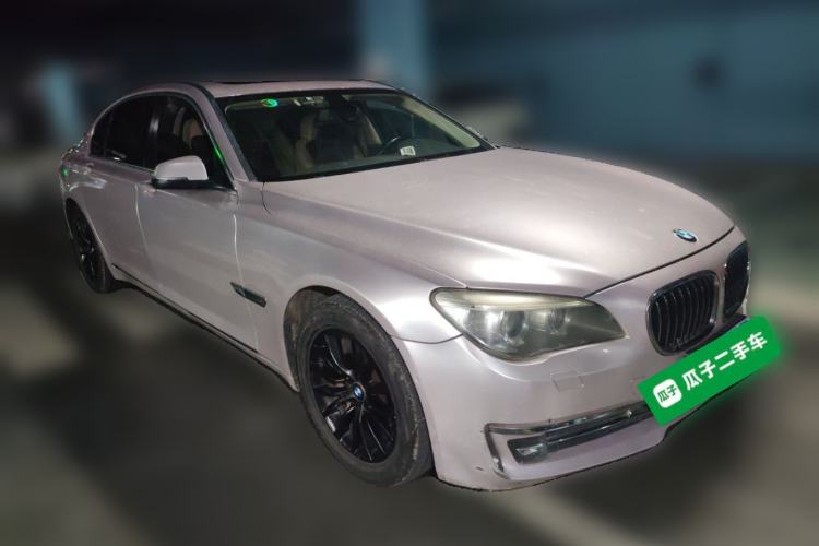 Used BMW 7 Series 2013 730Li Luxury Model Front Right 45 Deg