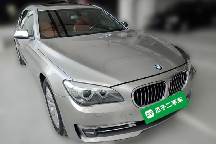 Used BMW 7 Series 2013 740Li Leading Model Front Right 45 Deg