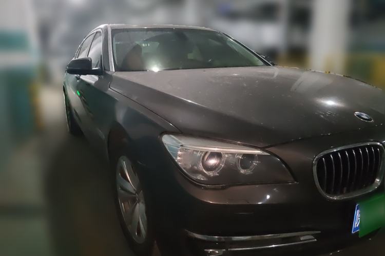 Used BMW 7 Series 2013 730Li Leading Model Front Right 45 Deg