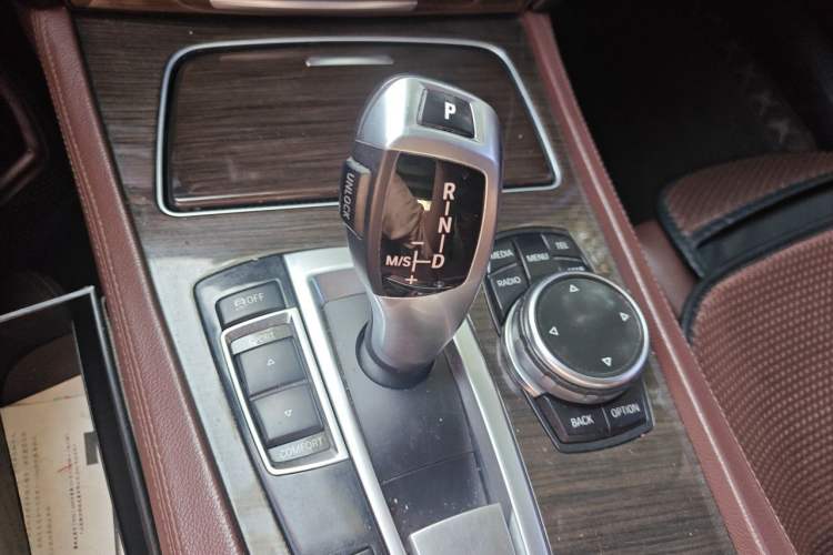 Used BMW 7 Series 2013 730Li Luxury Model Gear Lever
