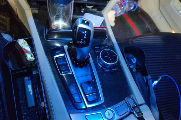 Used BMW 7 Series 2013 730Li Luxury Model Gear Lever