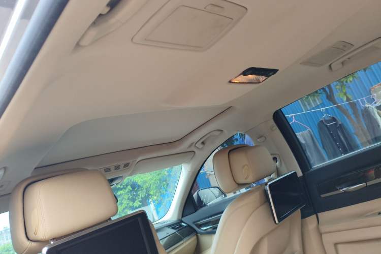 Used BMW 7 Series 2013 730Li Luxury Model Headliner