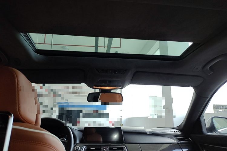 Used BMW 7 Series 2013 740Li Leading Model Headliner