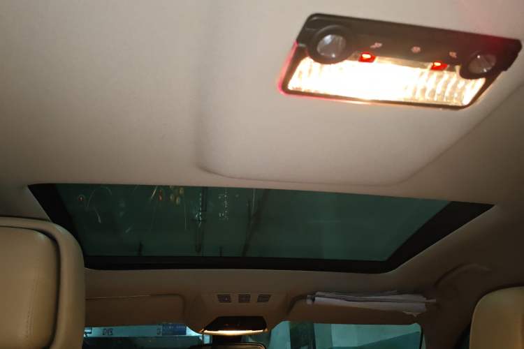 Used BMW 7 Series 2013 730Li Leading Model Headliner