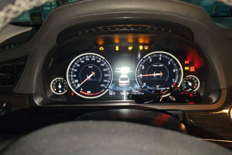 Used BMW 7 Series 2013 730Li Leading Model Instrument Cluster