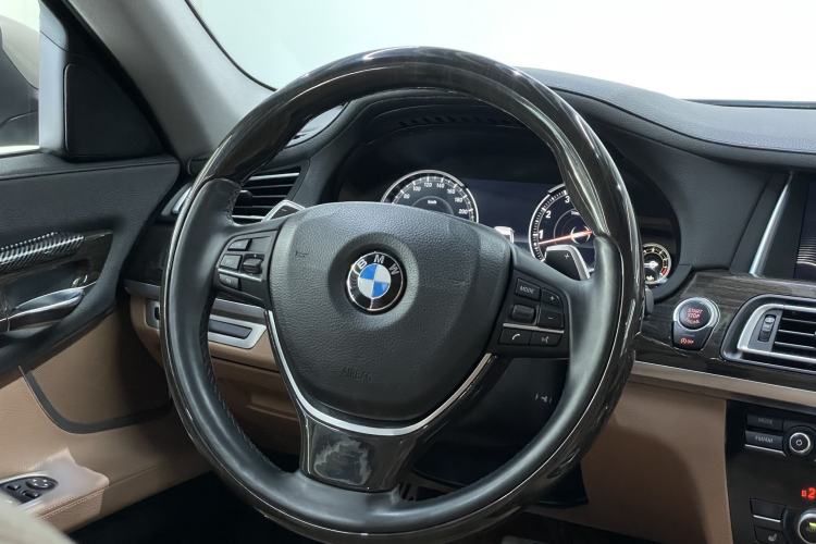 Used BMW 7 Series 2013 740Li Leading Model Interior 9