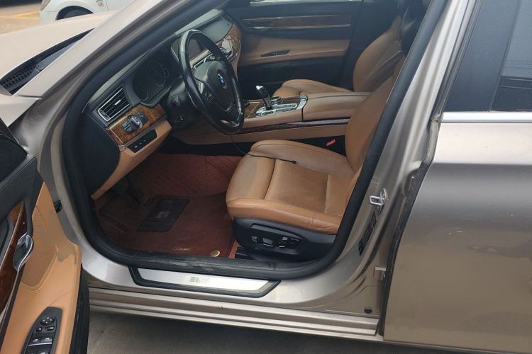 Used BMW 7 Series 2013 740Li Luxury Model Left Front Seat