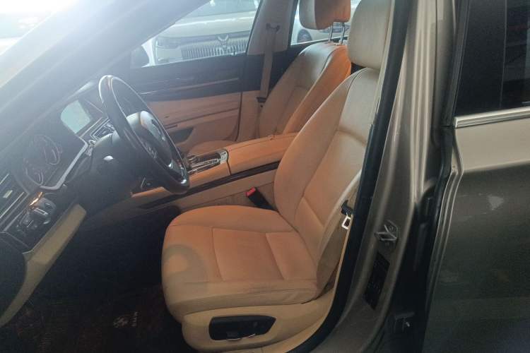 Used BMW 7 Series 2013 730Li Leading Model Left Front Seat