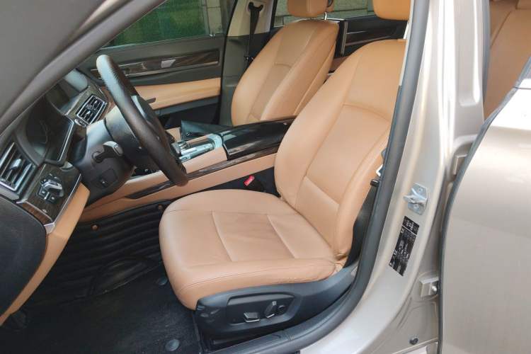 Used BMW 7 Series 2013 730Li Leading Model Left Front Seat