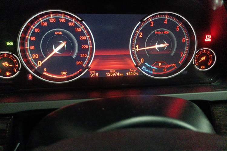 Used BMW 7 Series 2013 740Li Leading Model Odometer Close Up