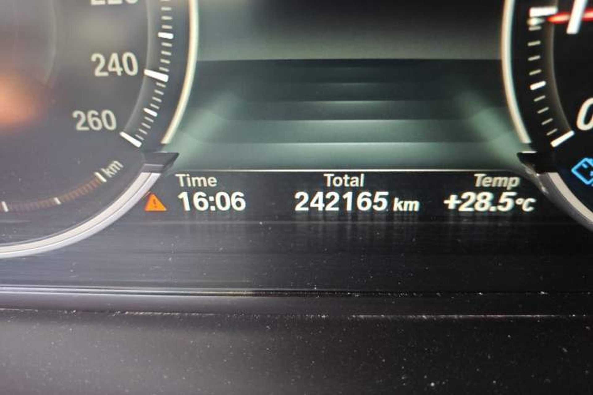 Used BMW 7 Series 2013 730Li Luxury Model Odometer Close Up