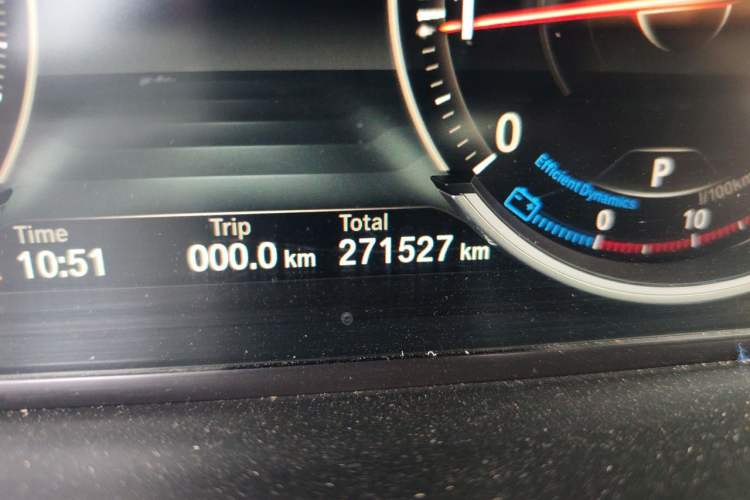 Used BMW 7 Series 2013 740Li Luxury Model Odometer Close Up