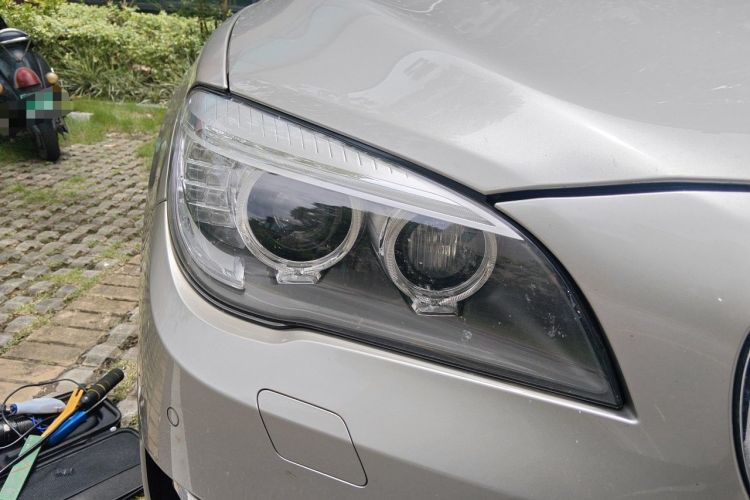 Used BMW 7 Series 2013 730Li Luxury Model Right Front Headlight