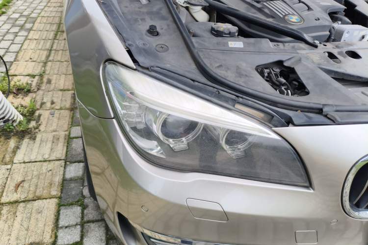 Used BMW 7 Series 2013 730Li Luxury Model Right Front Headlight