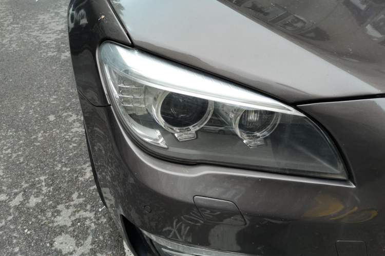Used BMW 7 Series 2013 730Li Luxury Model Right Front Headlight