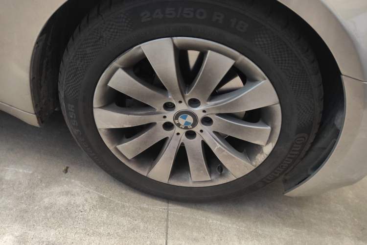 Used BMW 7 Series 2013 730Li Leading Model Right Front Wheel Hub
